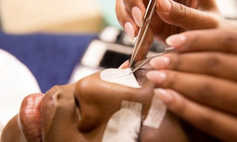 Deal for LL Lash Beauty Bar
