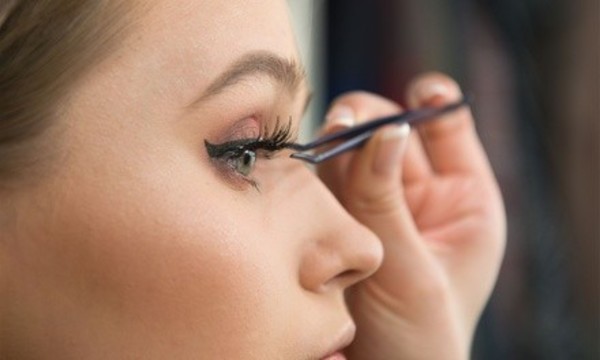 Classic or Volume Lash Extensions with One Optional Fill at iLashout Beauty (Up to 56% Off)