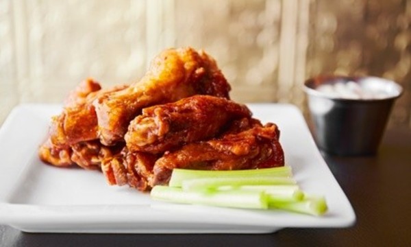 $9 for $18 Worth of Chicken Wings — Rec Room PVD