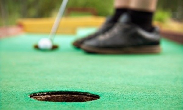 $21 for a Round of Mini Golf for Four at Golf Country ($36 Value)