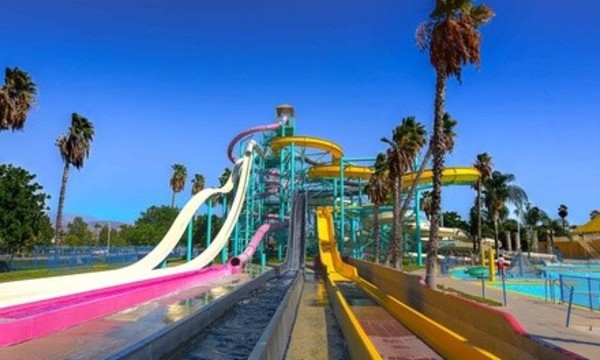 2018 Season Pass or Cabana Package Through September 16 at Splash Kingdom Waterpark (Up to 28% Off)