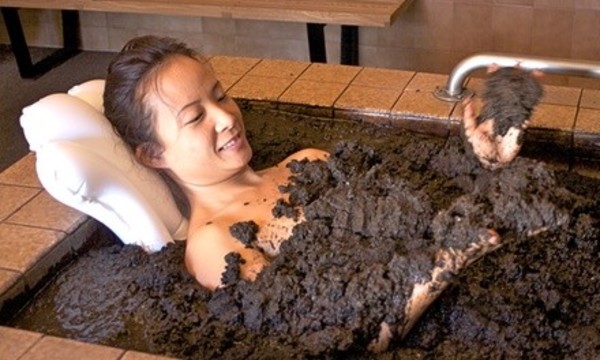 Mud bath/mineral bath, 50-Minute Massage, Aromatherapy for Two and pool access at Baths Roman Spa(Up to 40% Off)