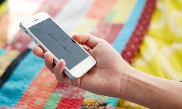 iPhone 6, 6 Plus, 6S, or 6S Plus Glass Screen Repair at RefurbTech (Up to 28% Off)