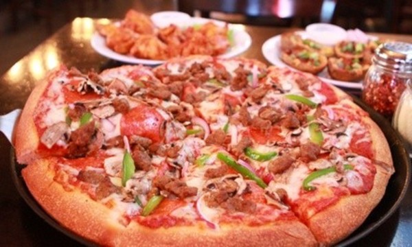 Deal for 4th St Pizza