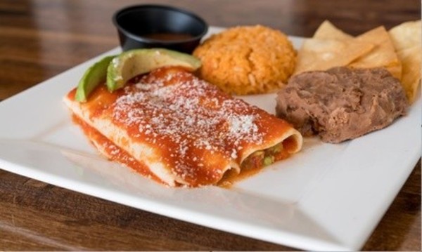 Mexican / Italian Cuisine at MO'S TO GO (Up to 40% Off). Two Options Available.