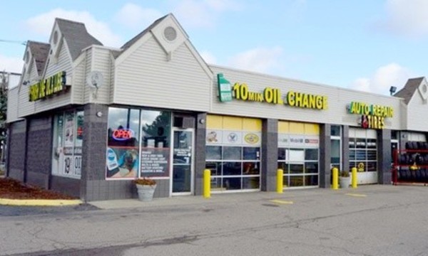 One Conventional, Semi-Synthetic, or Synthetic Oil Changes (Up to 22% Off)