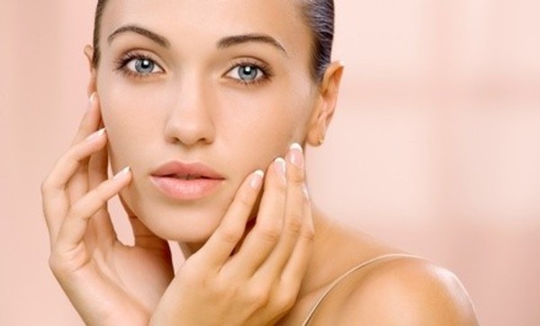 Anti-Aging Combination Packages with Microdermabrasion, IPL Photo Facial, and Oxygen Facial  (Up to 61% Off) 