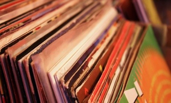 Deal for Platinum Records