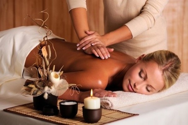 $39 for One 50-Minute Swedish Massage at Spa Reyna ($65 Value)