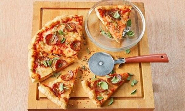 $9 for $20 Towards Food and Drinks at Ocean's Pizzeria