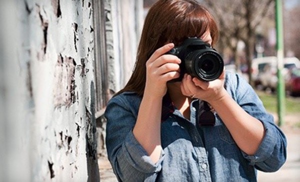 Two-Hour Photo Seminar or Six-Week Intro to Photography Class at Landers Photography School (Up to 60% Off)