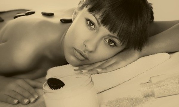 $38 for a 60-Minute Standard Massage and 15-Minute HydroLuXe Session at MassageLuXe ($89 Value)
