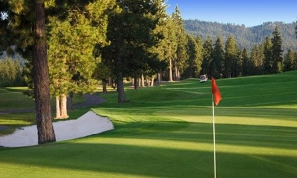 18-Hole Golf with Cart, Balls, and Hot Dogs at The Highlands Golf Course (Up to 47%Off). Four Options Available.