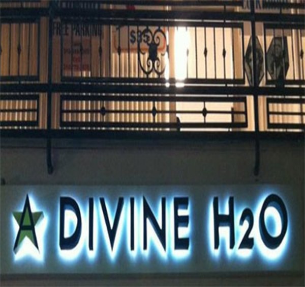 A Divine H2O