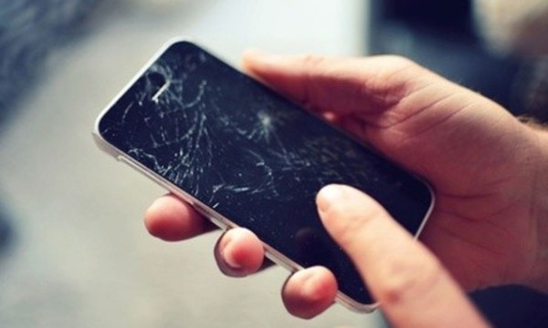 Full-Screen Repair for iPhone 5, 6, or 7 Series at Cell World (Up to 51% Off). Seven Options Available.