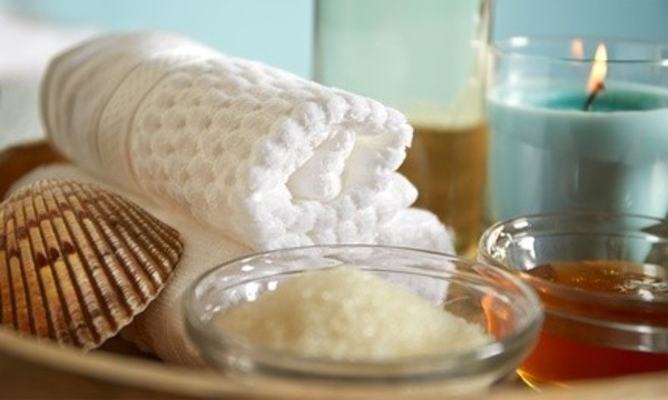 $27 for Revitalize Relaxation Pampering Package at Amerihealth Chiropractic and Wellness ($150 Value)