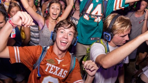 Silent Disco Beach Party at Aussie's