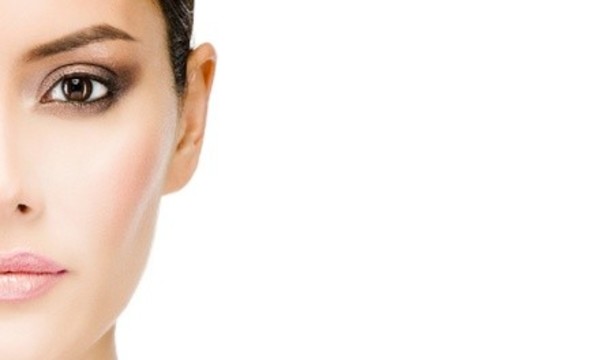 Threading, Eyebrow Tinting, or Cluster Eyelash Extensions at Flormar (Up to 47% Off)