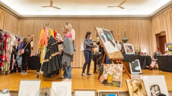 Randolph Street Market - Girls’ Day Out for Six