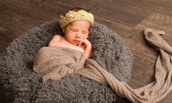 Photo Shoot Package with Optional 10"x20" Canvas Print at JCPenney Portraits (Up to 87%)