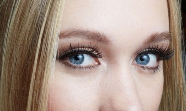 Full Set of Classic or Volume Eyelash Extensions at Lashify (Up to 40% Off)