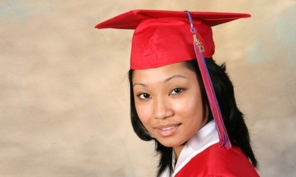 $40 for a 60-Minute Photo Shoot for Up to Five with Prints at Rainbow Image Photo Studio ($100 Value)