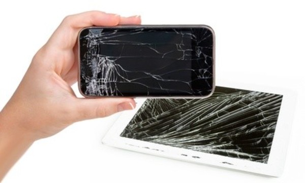 iPhone Screen Repair at Fix Me Now (Up to 38% Off)