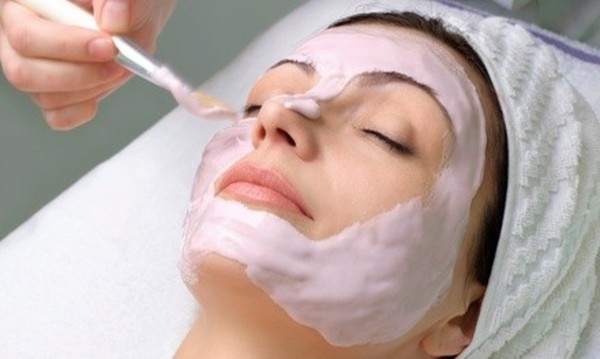 One or Two Endermolift Treatments or Customized Facials at Daily Beauty Management (Up to 55% Off)