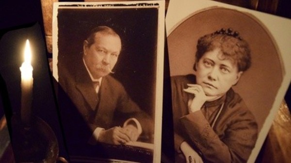 Salem Séance Mystery Theater