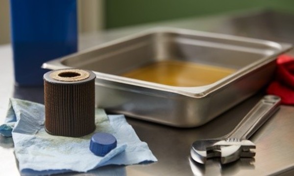 Conventional or Synthetic Oil Change, Tire Rotation, and Tire Inspection at Cars 4 U (Up to 43% Off)