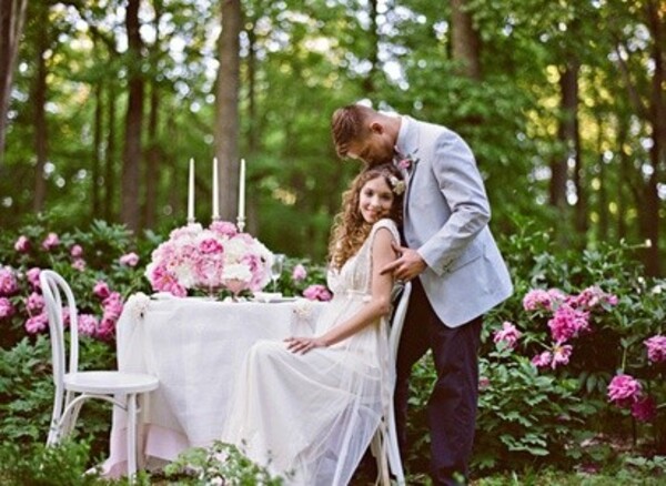 Up to 80% Off on Wedding Planner at Enchanted Wedding Rentals