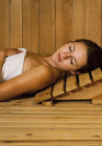 Food and Drink for Two or Four People at Donnie Magoos (Up to 48% Off). Two Options Available.