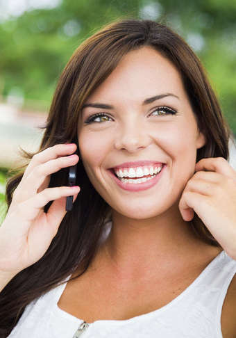 One 30-, 45-, or 60-Minute In-Office Teeth-Whitening Treatment at Simple Whiter Teeth (Up to 56% Off)