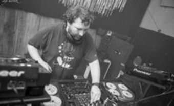 Facelift Facial, Microdermabrasion, or Collagen Facial at Lux Glo (Up to 70% Off). Three Options Available.