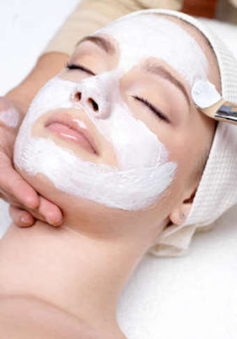 Exfoliating Facials with Oxygen at Advanced DermaCare (Up to 77% Off). Three Options Available.
