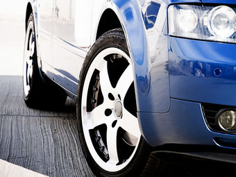Up to 50% Off on Motorcycle / Motorbike Rental at Florida Slingshot Rental