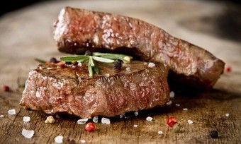 $16 for $30 Worth of Upscale Italian Cuisine and Drinks at Rizzi’s Restaurant 