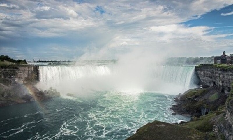 Statue Walks: Niagara Falls Maid of the Mist Boat and State Park Tour (Up to 35% Off). Six Options Available.
