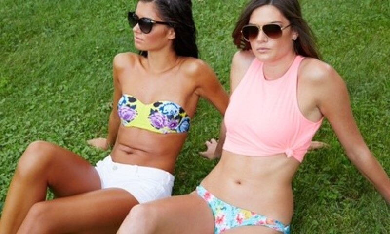 One, Three, or Five VersaSpa Pro Spray Tans at Salon Luxe (Up to 49% Off)