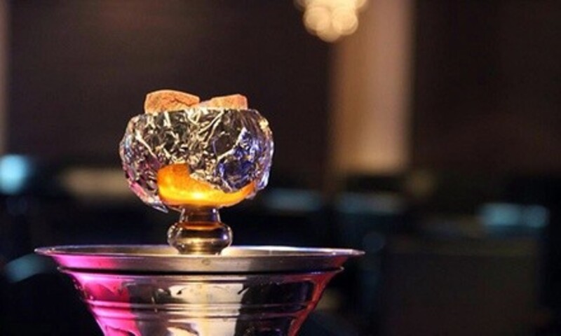 $13.50 for Hookah Outing with Tea for Up to Four at Luna Lounge ($32 Value) 
