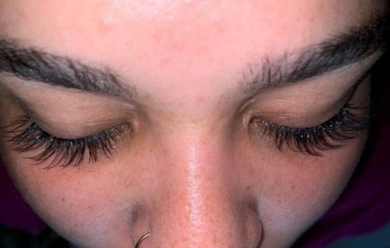 Full Set of Classic, Flowering, Mega Flowering, or Hybrid Eyelash Extensions at Lashes Velor (Up to 61% Off)