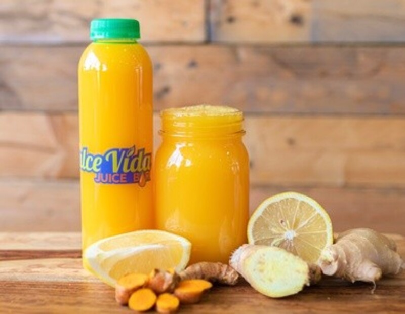 $29 for H2O Detox Six-Pack and Tote Bag at Dulce Vida Juice Bar, Takeout and Dine-In ($43 Value)