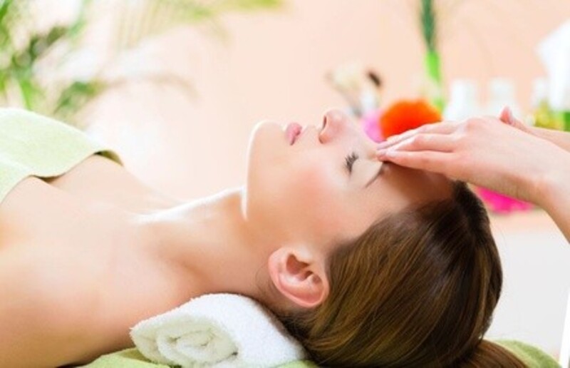 Up to 54% Off on Reiki at VIBEZ