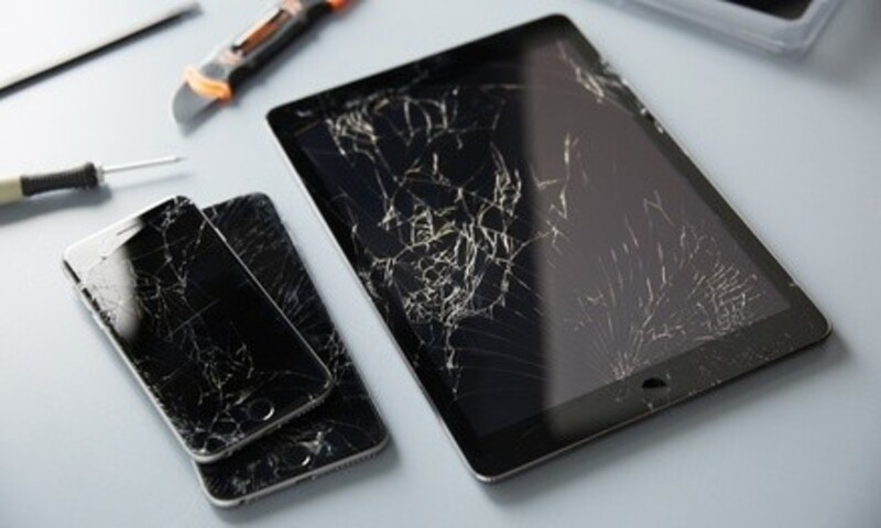 Screen Repair or Battery Replacement at iTech Repair Solutions (Up to 57% Off). Seven Options Available.