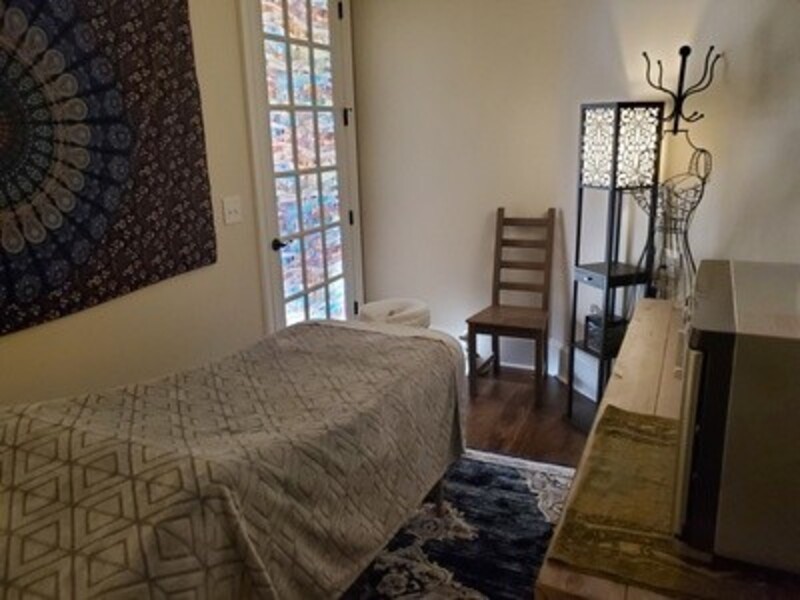 Up to 40% Off on Massage - Therapeutic at Your Amazing Aura