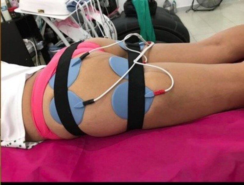 Up to 52% Off on EMS (Electrical Muscle Stimulation) at Ja’Lis Esthètique