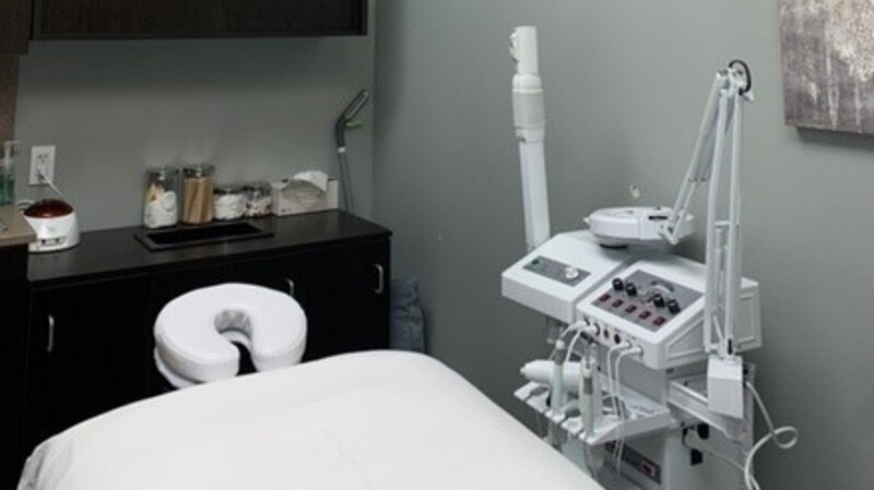 Up to 45% Off on Facial at FACE FACTS SPA