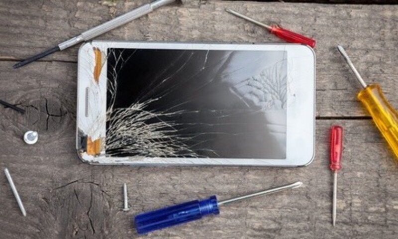 Up to 52% Off on On Location Cell Phone Repair at Nerd Squad Repairs