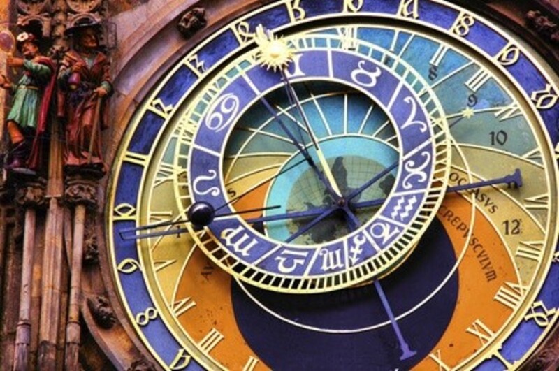 Up to 71% Off on Online Psychic / Astrology / Fortune Telling at Psychic Robin