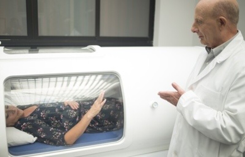 Up to 58% Off on Hyperbaric Chamber at amplivive